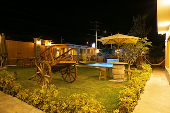 acari hotel resort