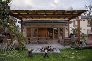 acari hotel resort