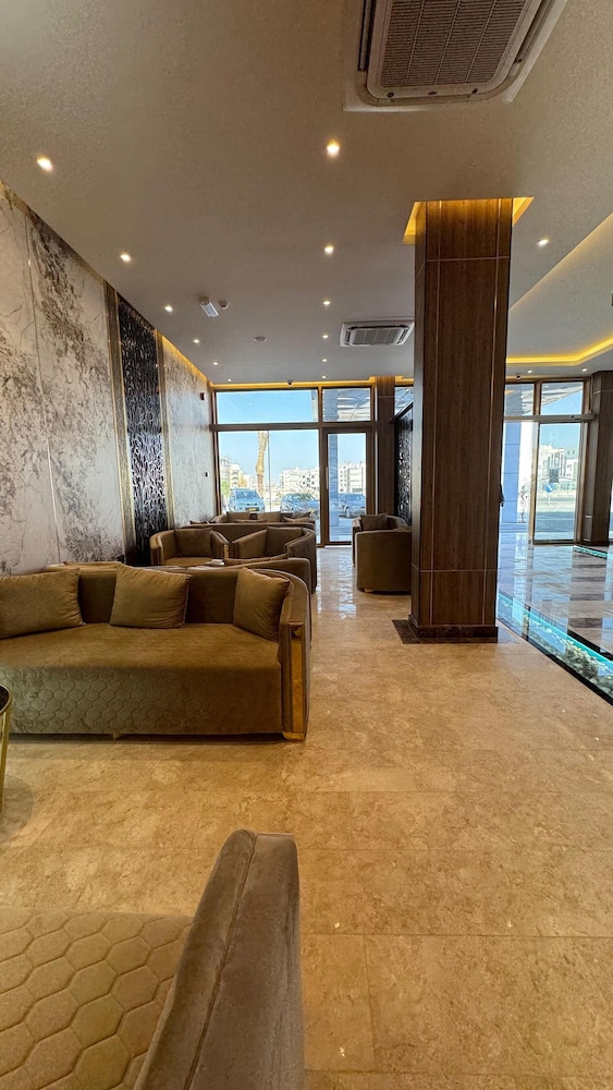 royal plaza hotel duqm