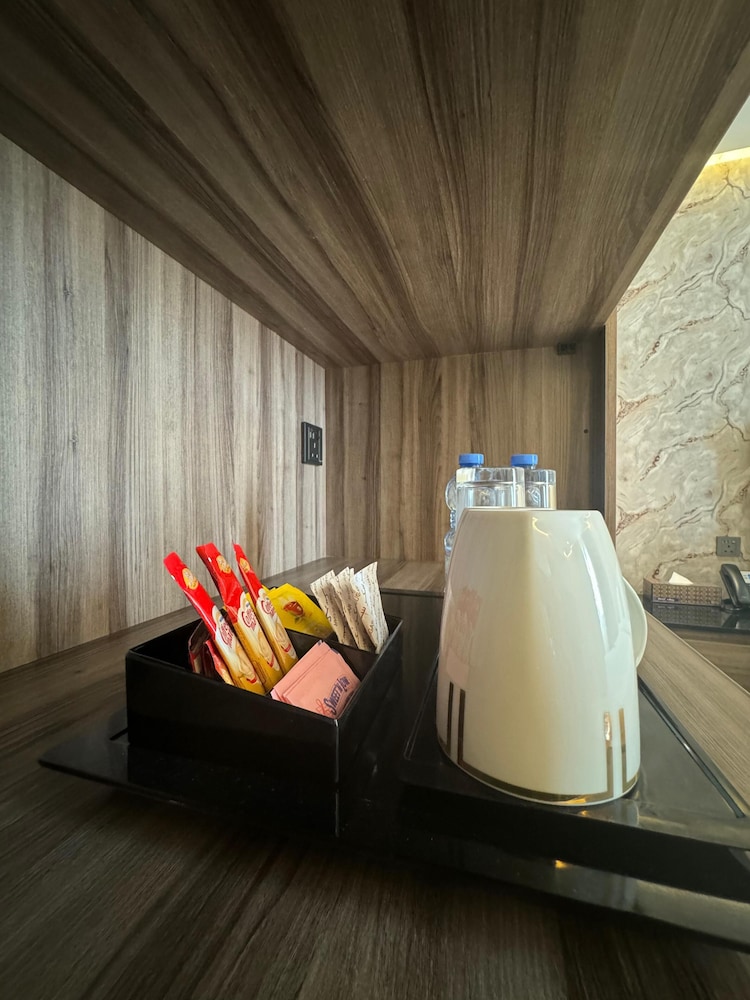 royal plaza hotel duqm