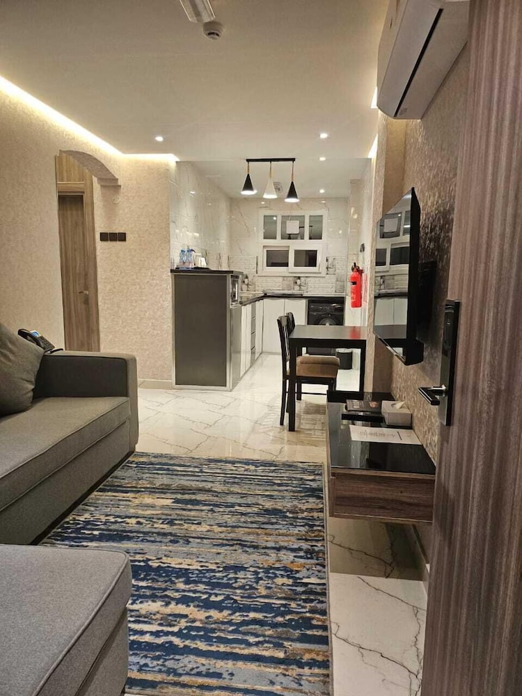 royal plaza hotel duqm