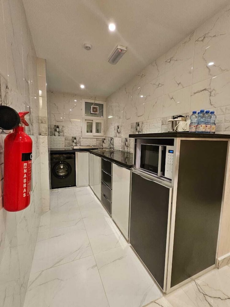 royal plaza hotel duqm