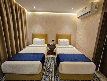 royal plaza hotel duqm