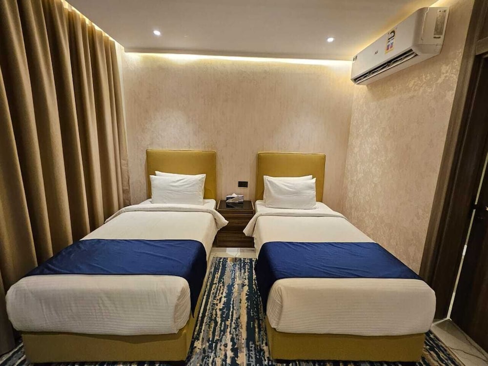 royal plaza hotel duqm