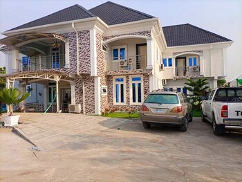uyo