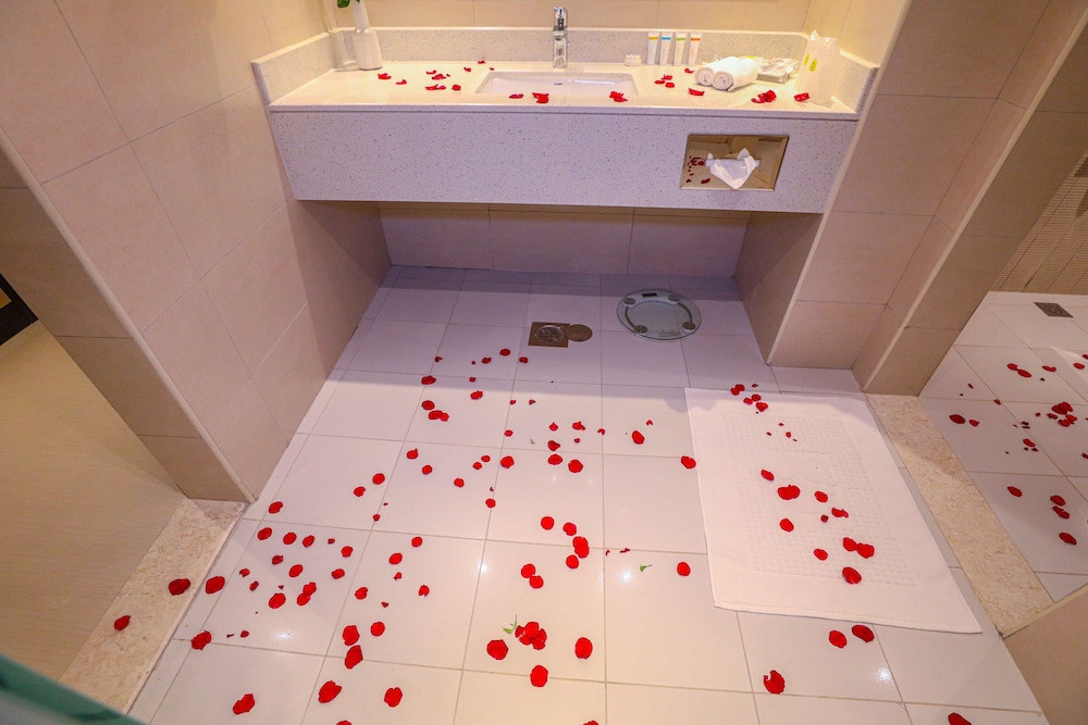 cheerful al waha unayzah hotel