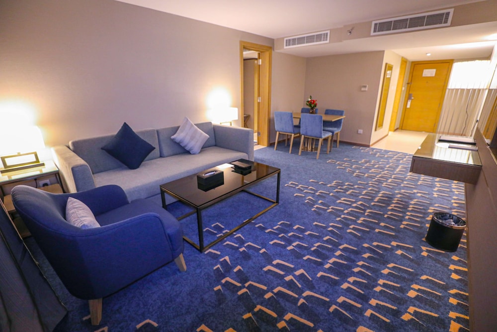 cheerful al waha unayzah hotel