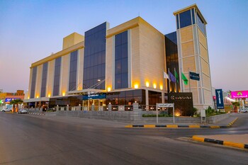 cheerful al waha unayzah hotel