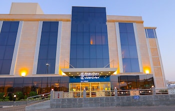 cheerful al waha unayzah hotel
