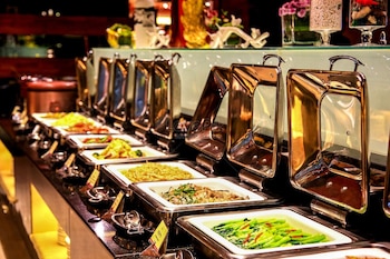 cheerful al waha unayzah hotel