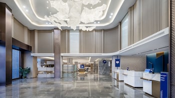 holiday inn express shangri la an ihg hotel