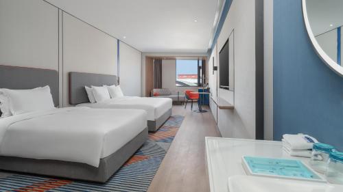 holiday inn express shangri la an ihg hotel