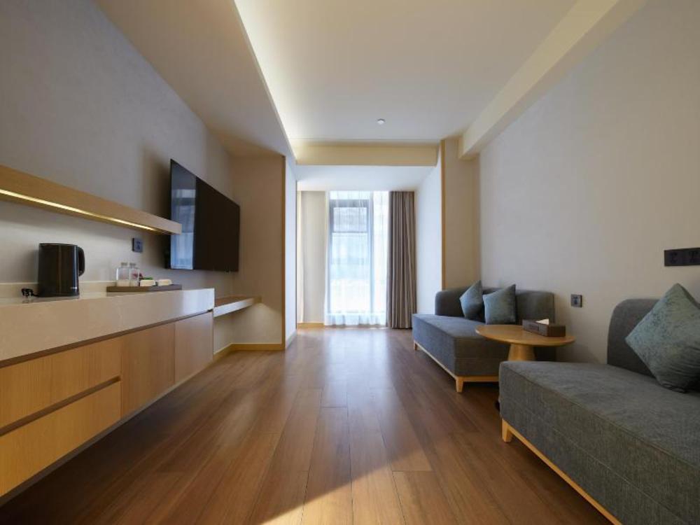 madison hotel xianyang zhuquan road wanda plaza