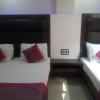 hotel tashkent palace near new delhi railway station