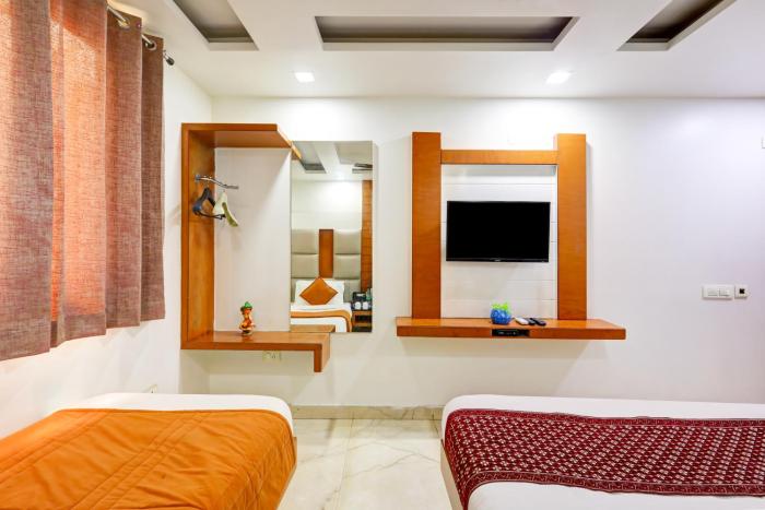 hotel tashkent palace near new delhi railway station