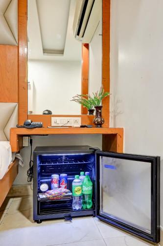 hotel tashkent palace near new delhi railway station