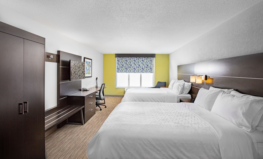 holiday inn express hotel and suites altoona des moines by ihg