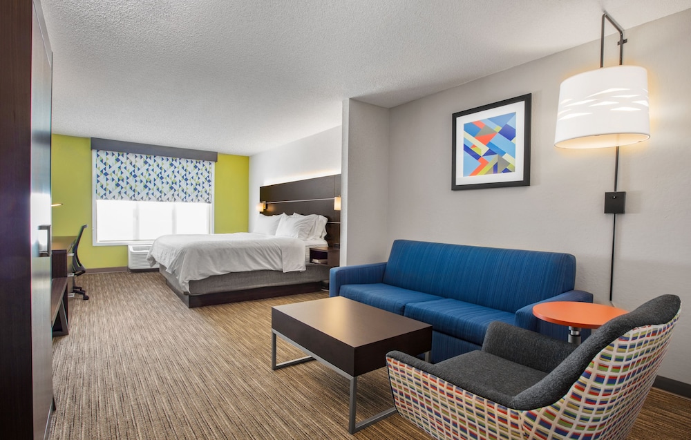 holiday inn express hotel and suites altoona des moines by ihg