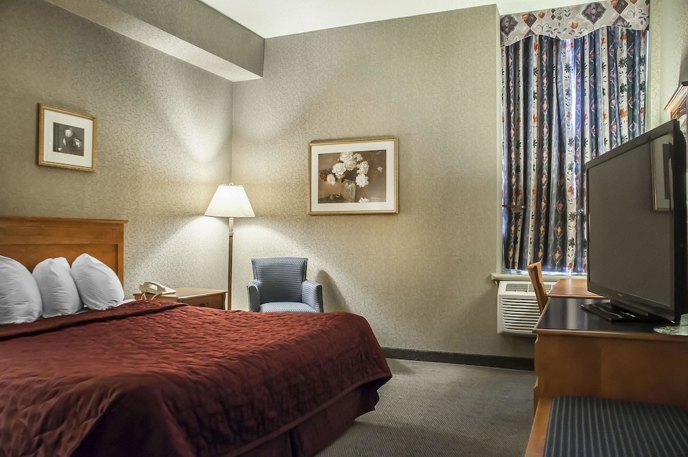 Comfort Inn Lundys Lane,Niagara Falls>>Lundy's Lane,3 star