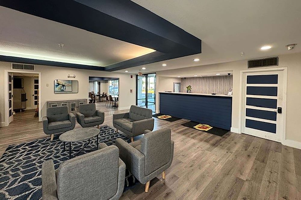 super 8 by wyndham orlando near florida mall