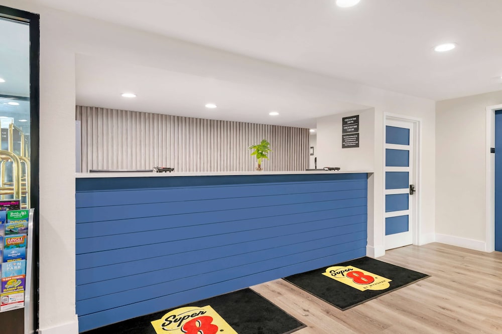 super 8 by wyndham orlando near florida mall