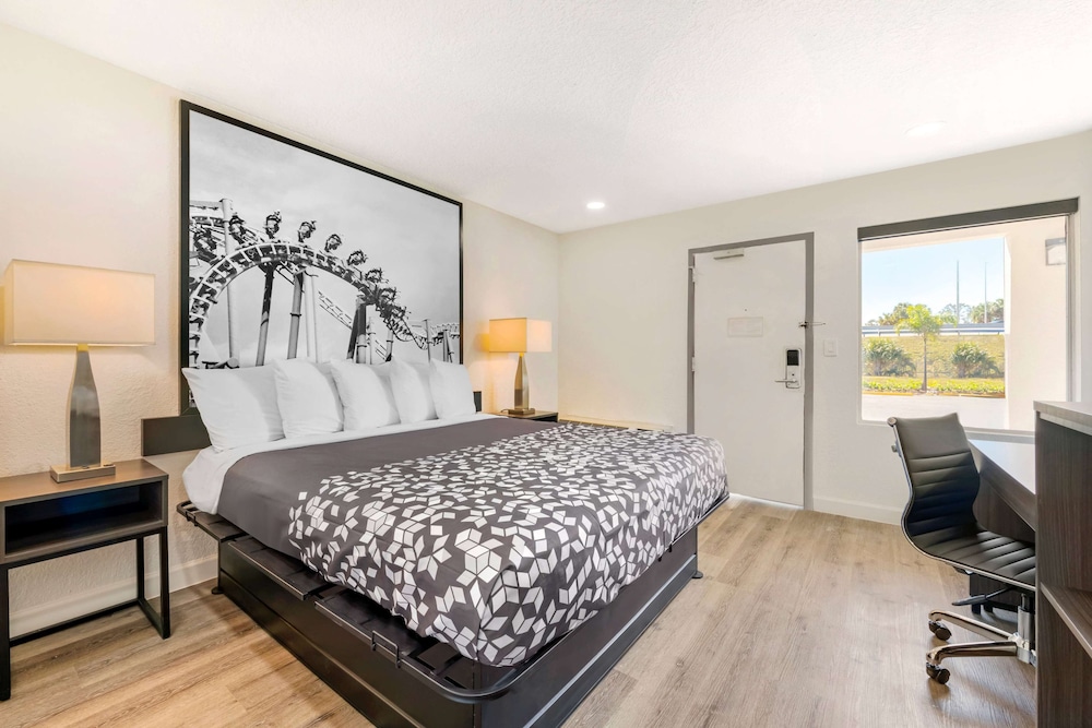 super 8 by wyndham orlando near florida mall