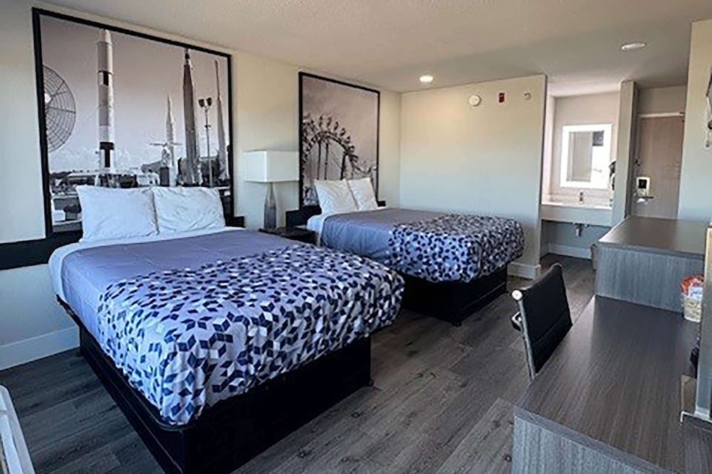 super 8 by wyndham orlando near florida mall