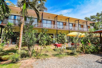 yogitree beach resort and cafe