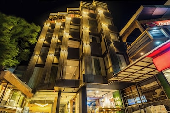 ski hotels and resorts