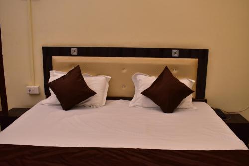 Sewadham Training Centre,Rajapur,3 star