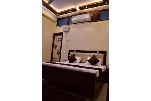 Sewadham Training Centre,Rajapur,3 star