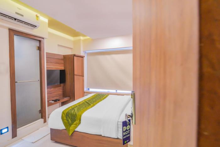 oxford hotel powai