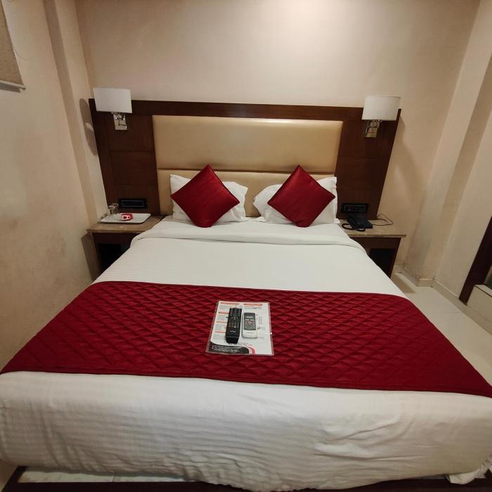 oxford hotel powai