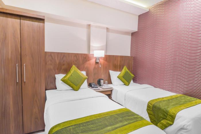 oxford hotel powai