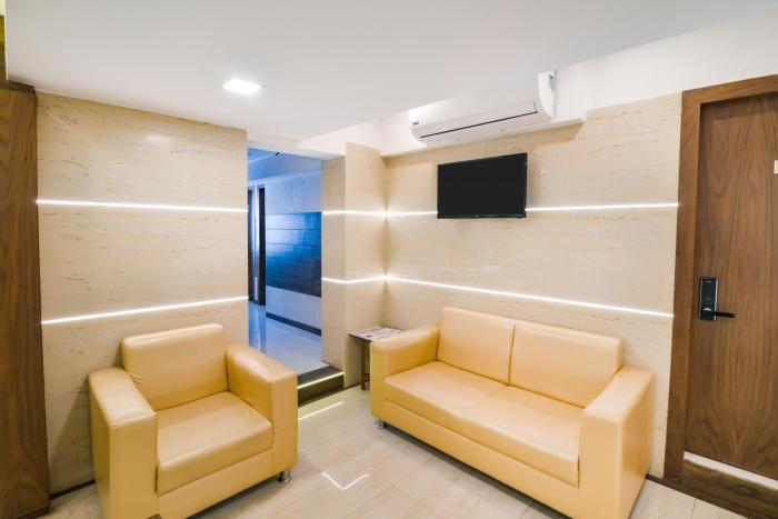 oxford hotel powai