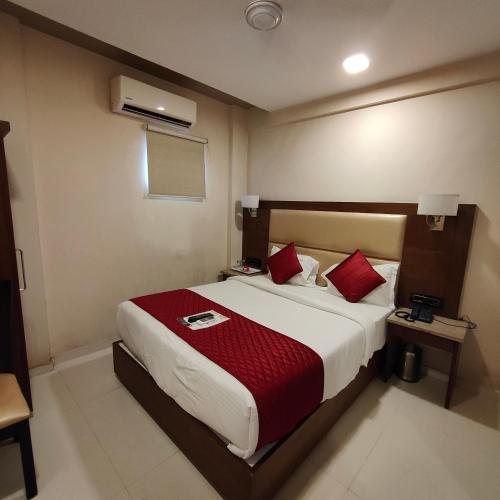 oxford hotel powai