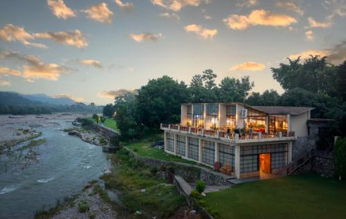 manu maharani resorts
