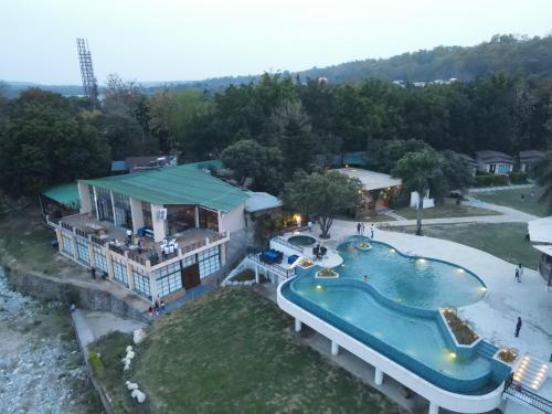 manu maharani resorts