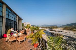 manu maharani resorts