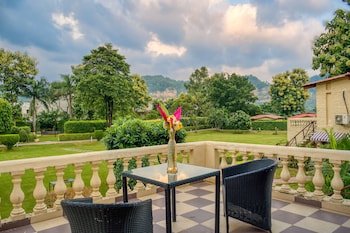 manu maharani resorts