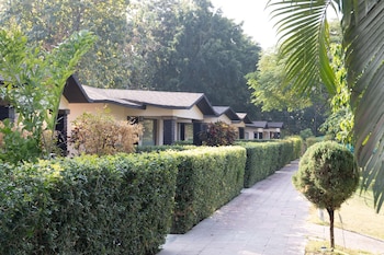 manu maharani resorts