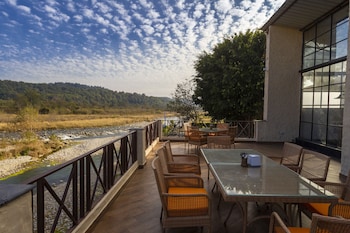 manu maharani resorts