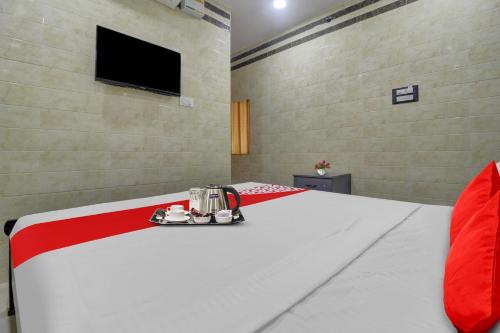 hotel o ashoka classic near gokul chat