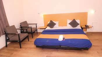 hotel noida grand 121
