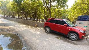 hotel noida grand 121