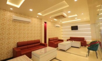 hotel sahibs red carpet