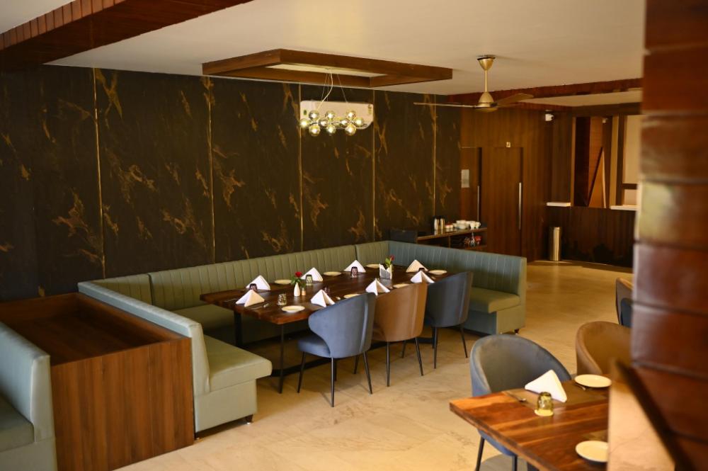 opulence resort