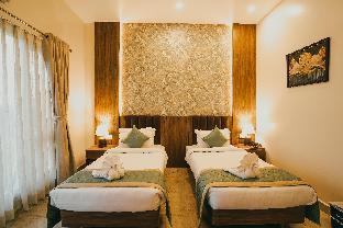 opulence resort