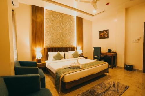 opulence resort