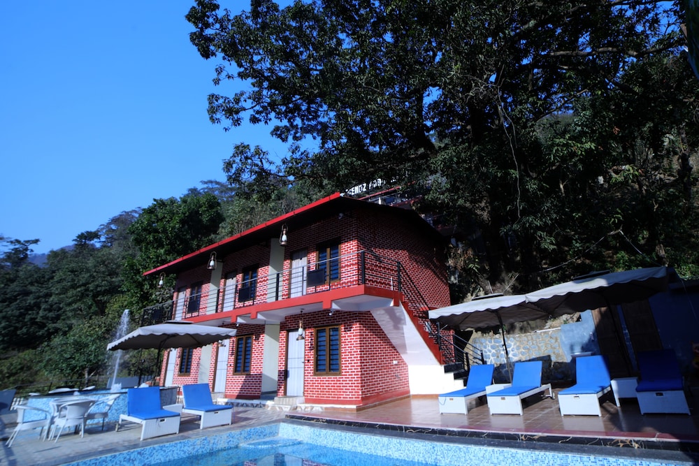 friendz adda resort